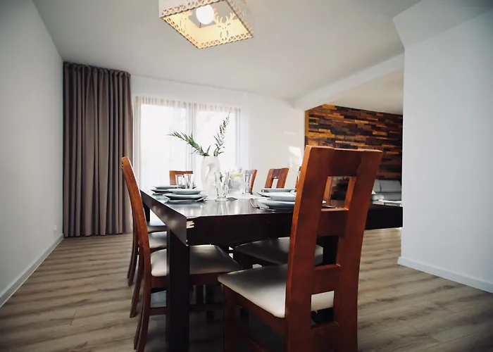 Folk * זקופאנה